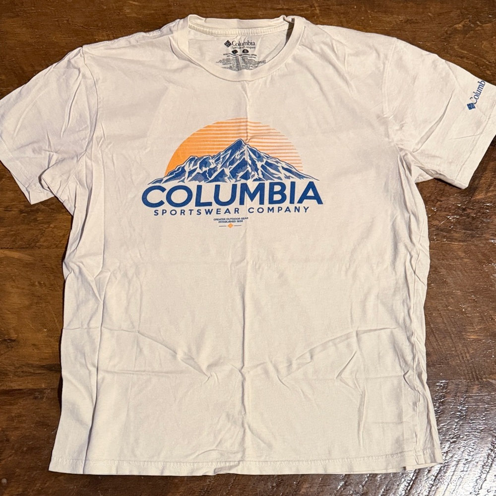 Columbia Men's Cream Graphic Tee